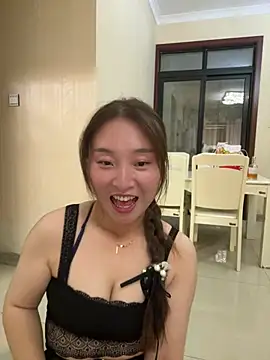 Lianer_520 - 感谢哥哥们对莲儿的支持