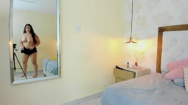 ZOE_COLLINS4 - Show cum