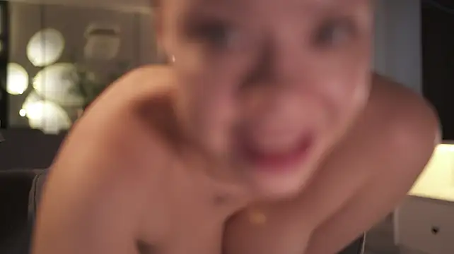 VixenMia - Striptease