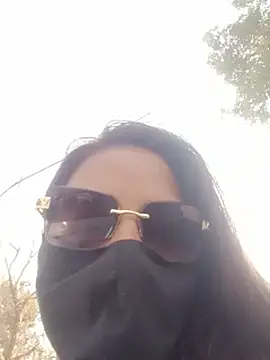 Hot-punjabi-couple - blow job