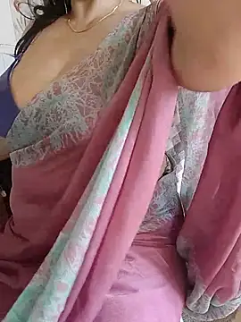 _in_v_a_n_i_ll_a - Boobs oil massage