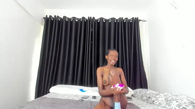 Coco_Bunnie - Pussy Licking and Ridding Dildo