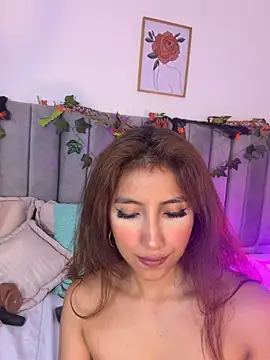 Naomiii__ - SPITTING ON TITS💦💦🔥💥🍒
