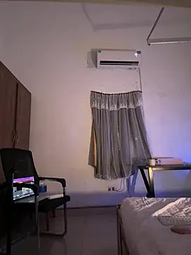 Babymiloo - cum in ticket show