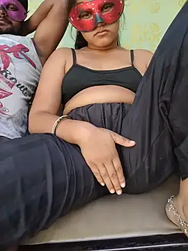 PUNJABICOUPLE09