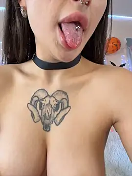 Arya_Black - DOGGY WITGHOUT PANTIES+SPREAD ASSHOLE