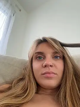 Jessieamy - finger pussy. 101 for a treat 😈