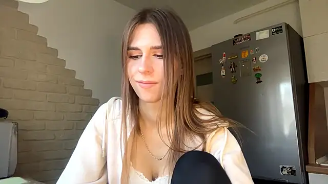 ZaraGuyette - touch the neck