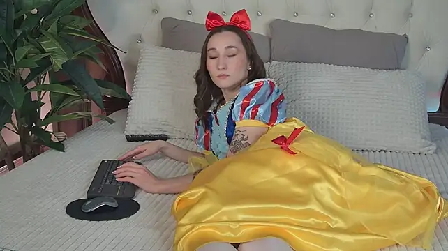 LizaMoon__