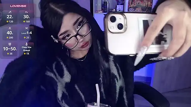 Dark_Dolll - fingers in my mouth