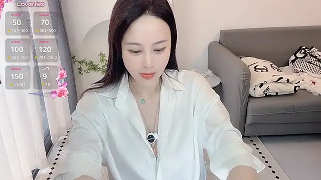 UcUiiy - 无内M腿小粉2分钟