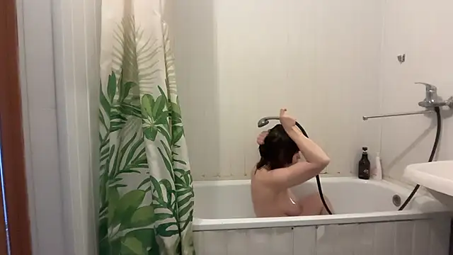 Diamond_Tyler - Show me your hairy pussy