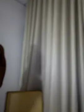 Carolinecbso - Dando a bucetinha pra amiga com o dildo