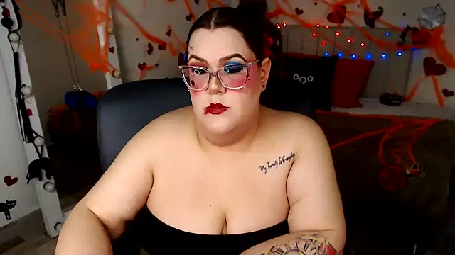 GiannaMorrys - 👻Big Surprise for You... 👉😻💦💦