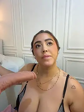 KatieShuangs - xccow girls and bounce my tits hard