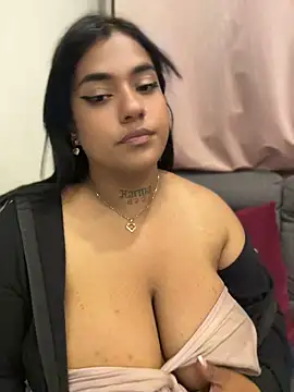 Nahomy-firee - Suck boobs 👅🍒