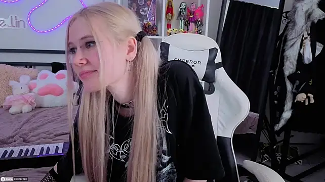 Bbybee_lin - take off my skirt