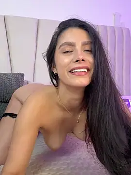 Oficialaura - undress me and make me wet💦
