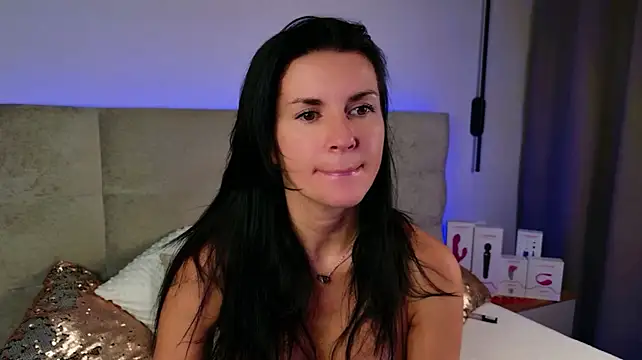 WoW_Courtney - 💦💦How many times can I cum today?💦💦