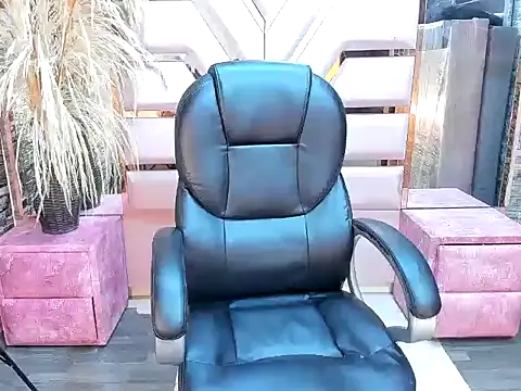Mayra23