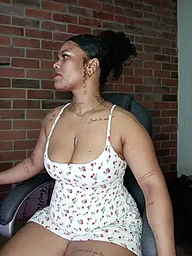 Tanisha__lux - open ass + spank ass