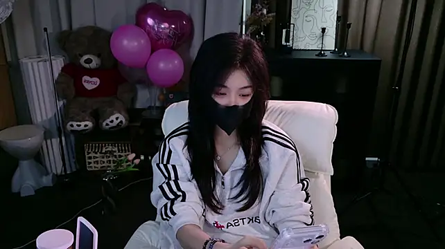 GUGUGAGA-1 - 今日目标对我一见钟情💘