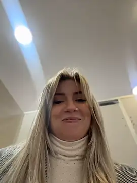Crazy-Rosa - Naked dildo pussy hot show