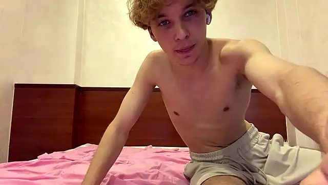 HotBabyCouple_ - blowjob 3 min