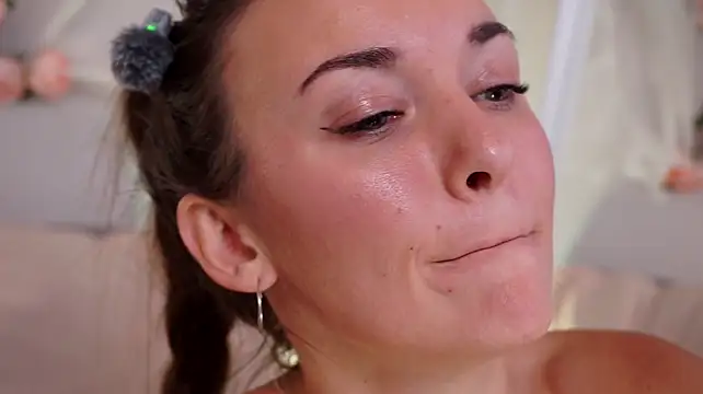 YayMaya - hard spanke me