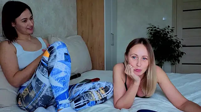 Helen198705 - French kiss