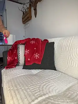 Honey3592 - Aynı anda Çift yere Dildo şov🔥🔥🔥