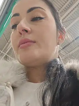Kris_Diamond_ - Squirt in the toilet