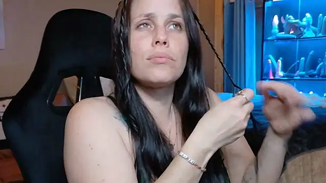 Mavismable - full cum show