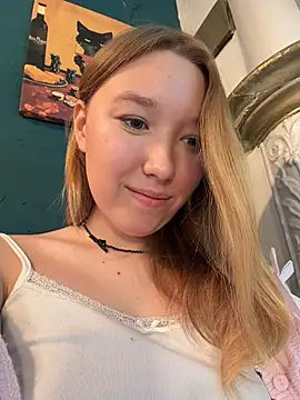 -NaughtyAngel- - WHISPER last tipper NAME+PINCH NIP