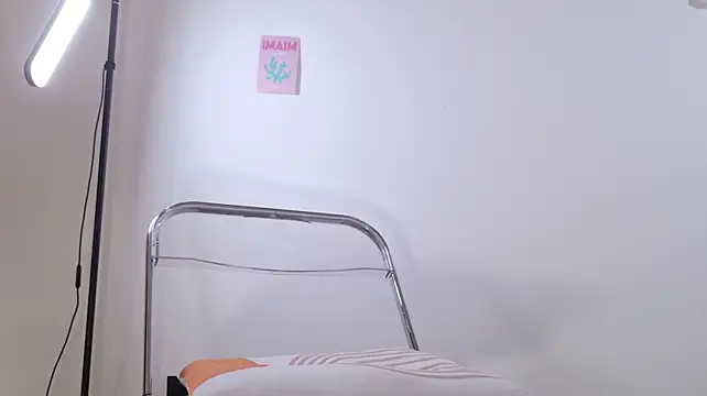 Lofi_baby - I did cum... Goal for change outfit