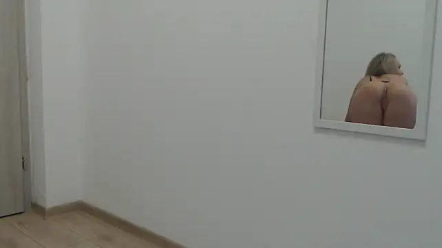 Annabellanna - 3 fingers in my pussy
