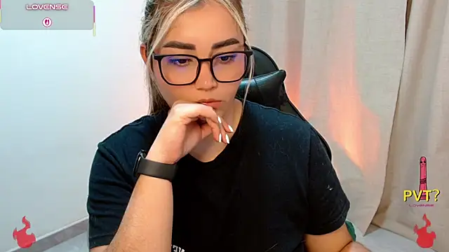 Lucia_star__ - DEEPTHROAT + SALIVA IN TITS 💦