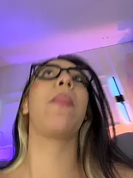 AliceHanz - HI ALICE WELCOME 😘