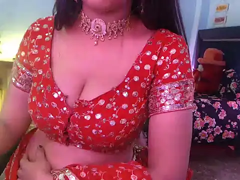 CUTE-SIMRAN- - PUSSY fingring 2 hard on bad