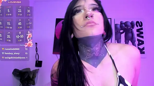 Kat_VonDe - Sexy naked and spank in doggy