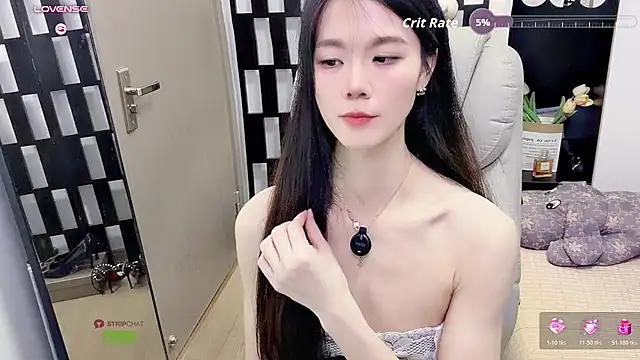 Yueyue-MM - 下空小狗侧趴+打pp20下