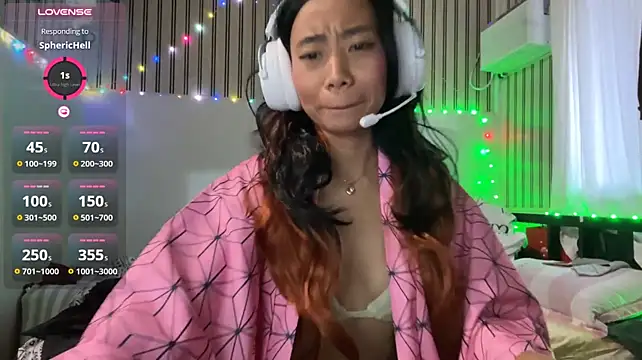 PiaSwida - Take off my bra