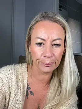 Ana_keller_off - GODE CHATTE 😈🔥LT🎁