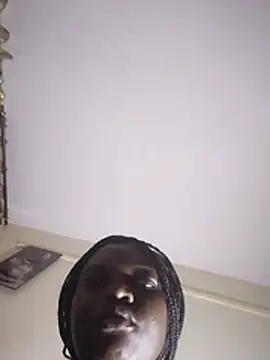 Paulashee - MAKE ME HAPPY LOVE