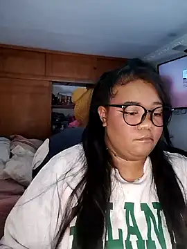 _Baby_giirl - Squirt ? 20,25,50,100,200,333.500,