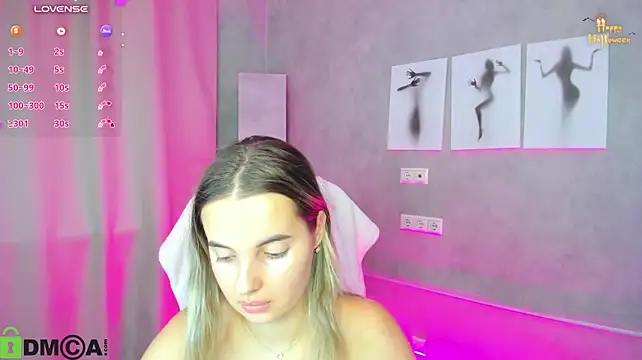 Donna_Evans - oil boobs