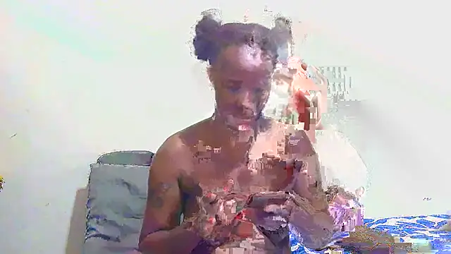 Sluttylaura21 - squirt