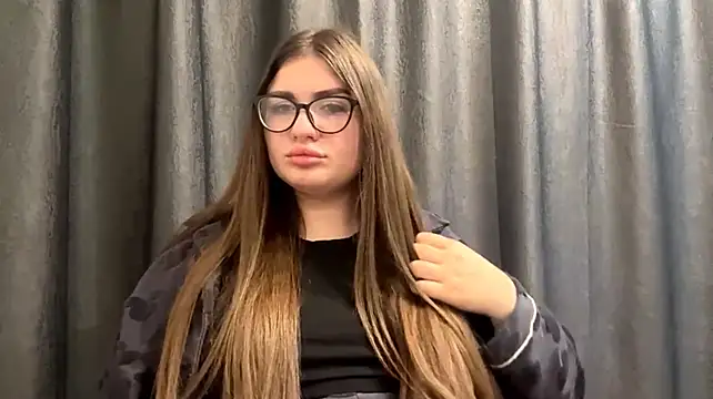 ConsuelaMineo - sexy play with my hair