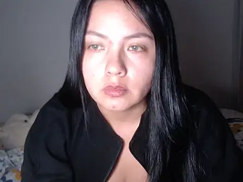 _Sweeteyes - full naked 😋 and squirt