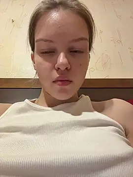 AshleyMur - naked show